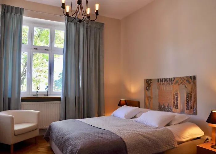 Tresor Barska Apartments