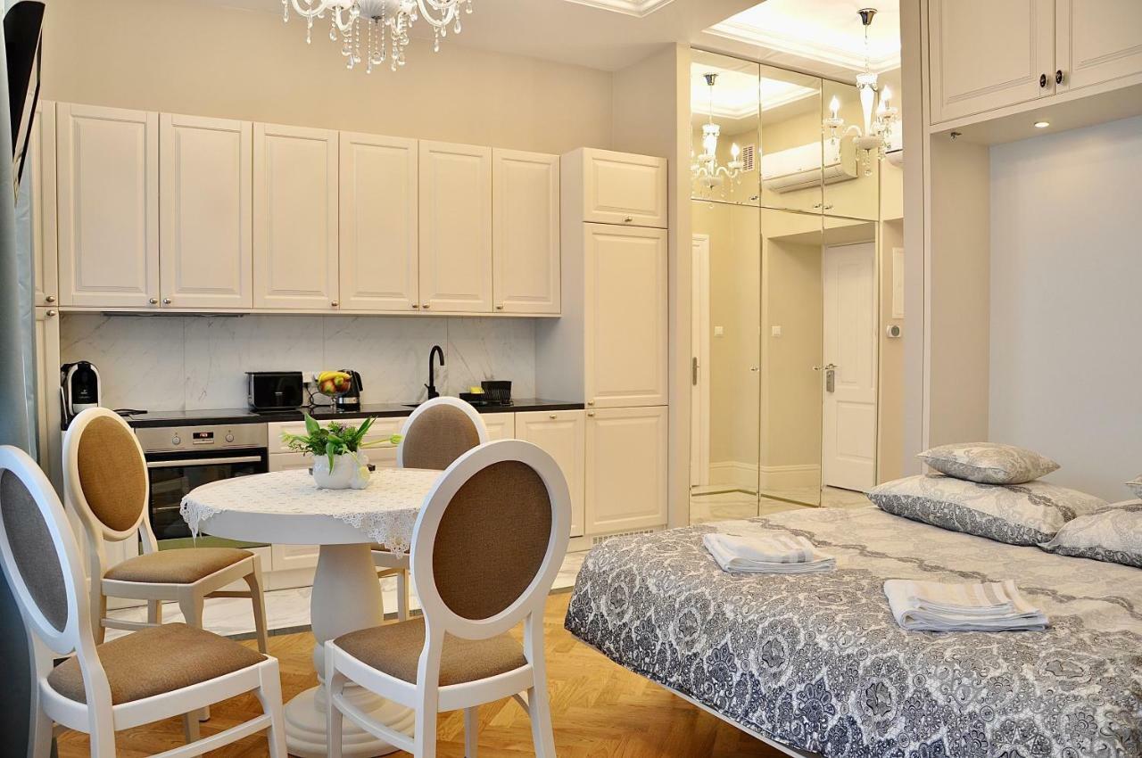 Apartment Tresor Barska *